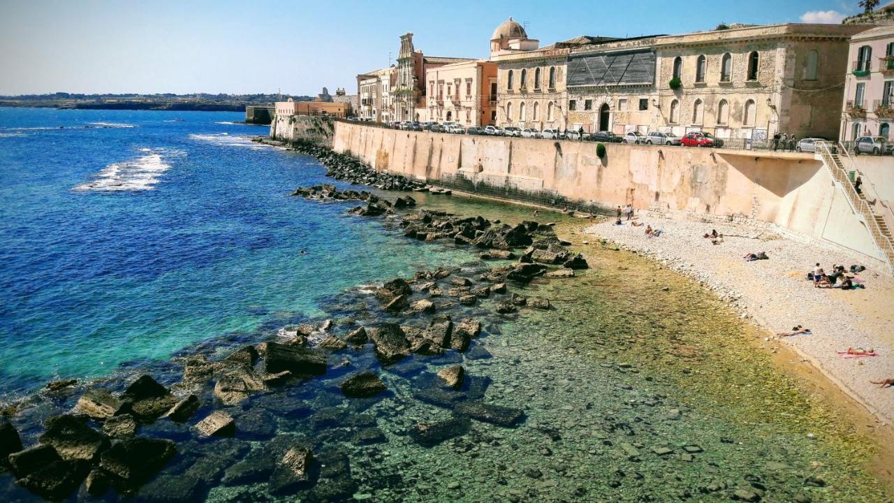 Incantevole Appartamento In Palazzo Storico Ortigia シラクーサ エクステリア 写真