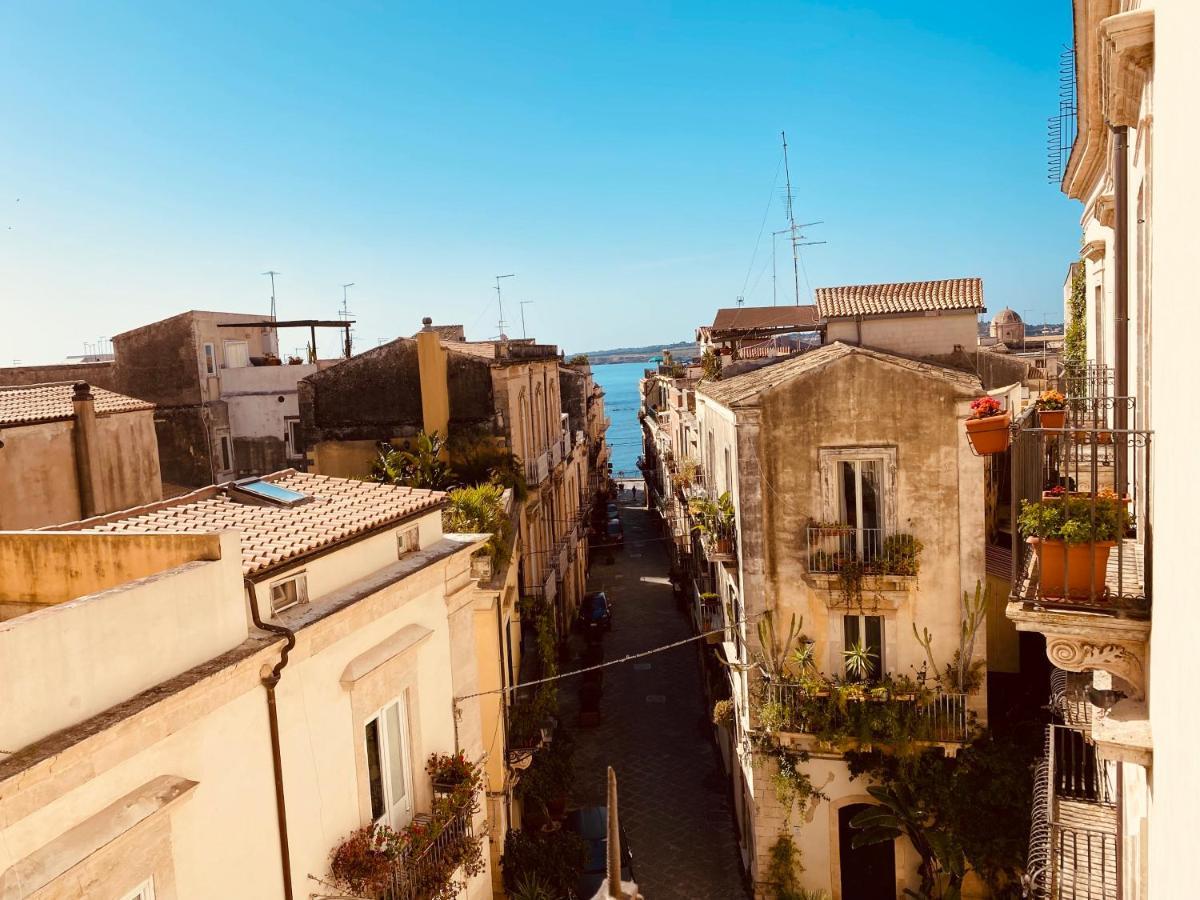 Incantevole Appartamento In Palazzo Storico Ortigia シラクーサ エクステリア 写真