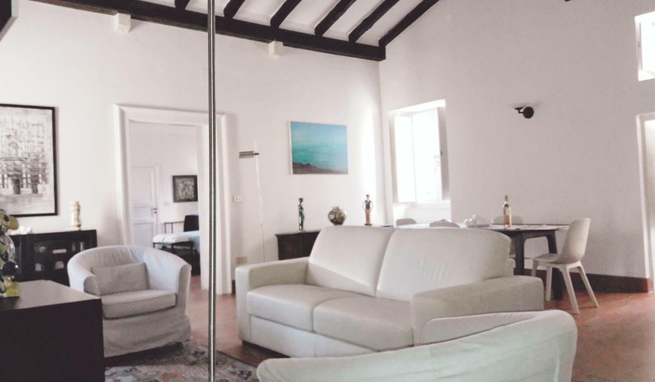 Incantevole Appartamento In Palazzo Storico Ortigia シラクーサ エクステリア 写真